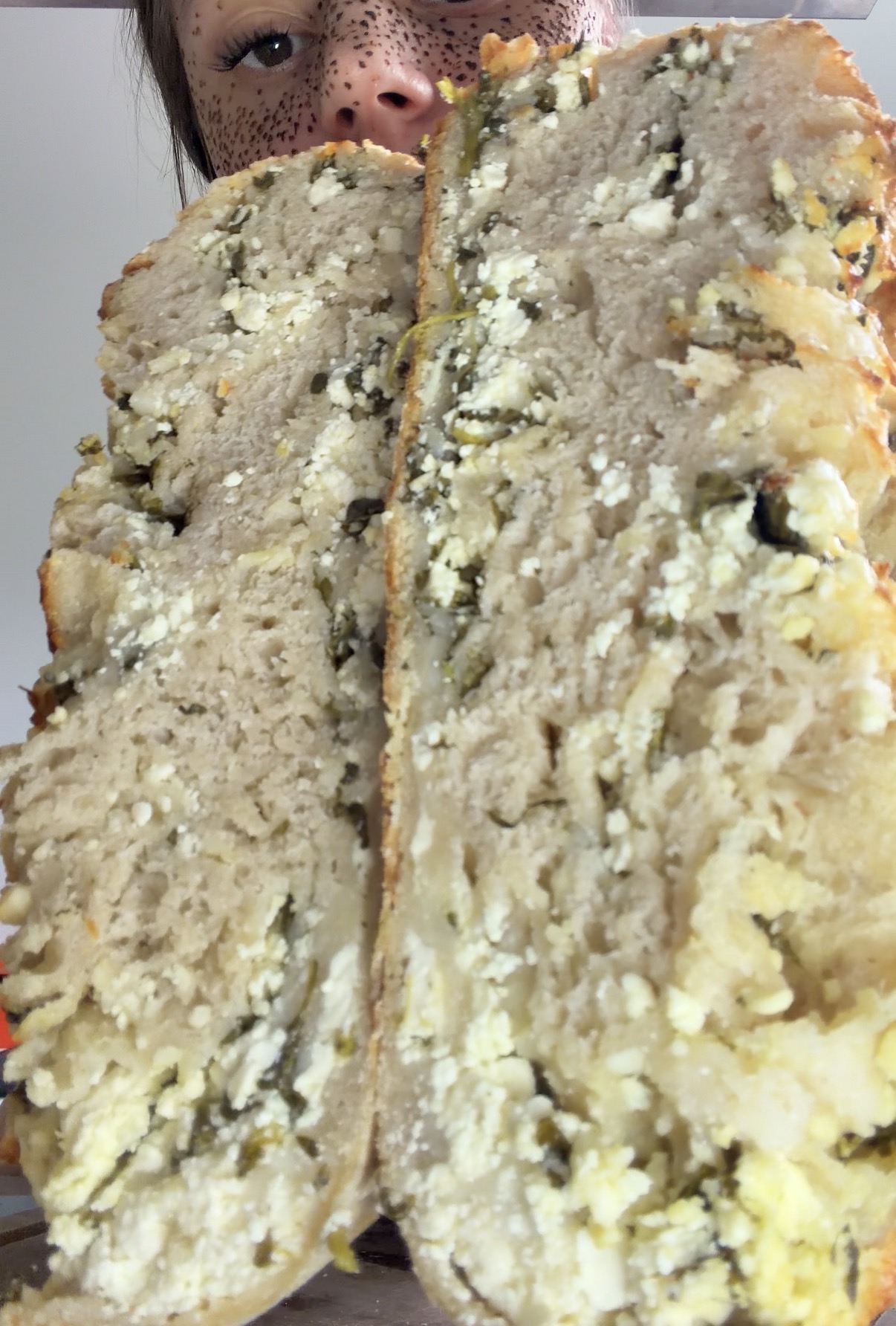 Sauerteig Börek Brot mit Feta & Spinat